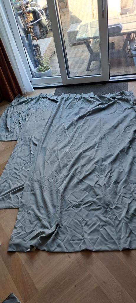 3 grijze gordijnen, Huis en Inrichting, Stoffering | Gordijnen en Lamellen, Zo goed als nieuw, 200 cm of meer, 100 tot 150 cm