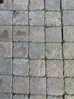 Gratis grijze/rode terrastegels, Gebruikt, Ophalen of Verzenden, 10 m² of meer, Beton