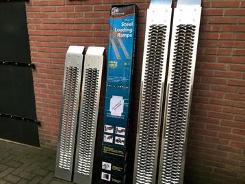 Nieuwe oprijplaten vanaf €89,- incl btw per set. beschikbaar voor biedingen