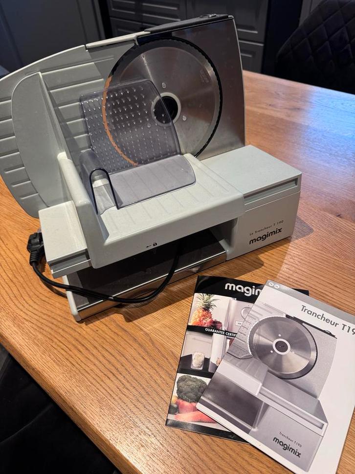 Magimix T190 Snijmachine, Huis en Inrichting, Keuken | Keukenbenodigdheden, Zo goed als nieuw, Ophalen of Verzenden