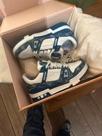Originele Louis Vuitton voor 450 met bon en doos, Kleding | Heren, Schoenen, Ophalen, Blauw, Louis Vuitton, Sneakers of Gympen