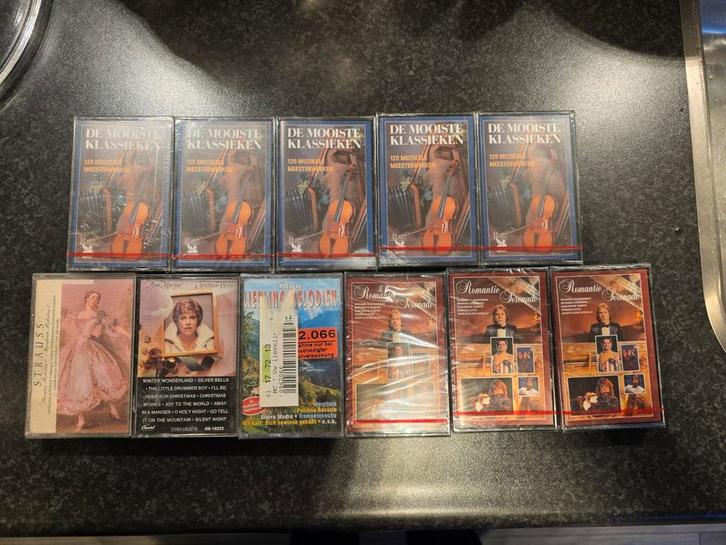 11 Klassieke Cassettebandjes - 9 Nieuw in Verpakking, Cd's en Dvd's, Cassettebandjes, Ophalen of Verzenden
