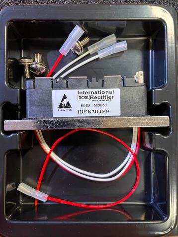 IRFK2D450+ dubbele N-channel Mosfet 500V 22A halve brug beschikbaar voor biedingen