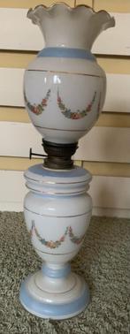 Glazen olielamp, Ophalen