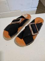 Slippers dames maat 36 Nieuw Macarena, Kleding | Dames, Schoenen, Ophalen of Verzenden, Nieuw, Slippers