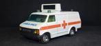 Matchbox Bedford Ambulance -  Superkings. BIEDEN, Ophalen of Verzenden, Gebruikt, Bus of Vrachtwagen