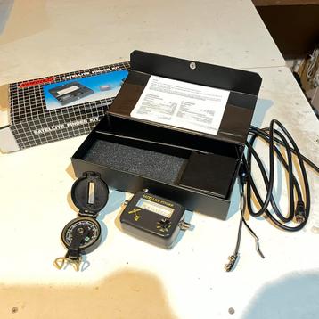 Satelliet finder. Complete set beschikbaar voor biedingen
