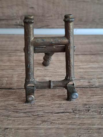 Miniatuur messing ezel antieke Italiaanse standaard beschikbaar voor biedingen