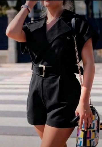 Topper! Deze zwarte JoshV, Josh V playsuit, broekpakje S beschikbaar voor biedingen