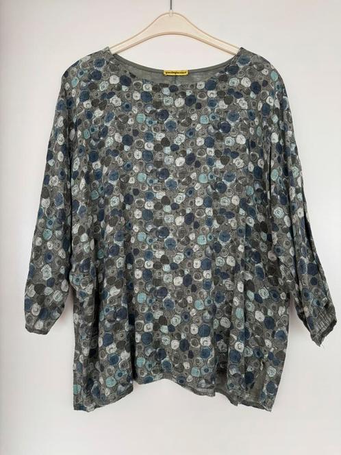 Linnen top – grijsgroen met bloemenprint – one size, Kleding | Dames, Tops, Zo goed als nieuw, Maat 46/48 (XL) of groter, Korte mouw