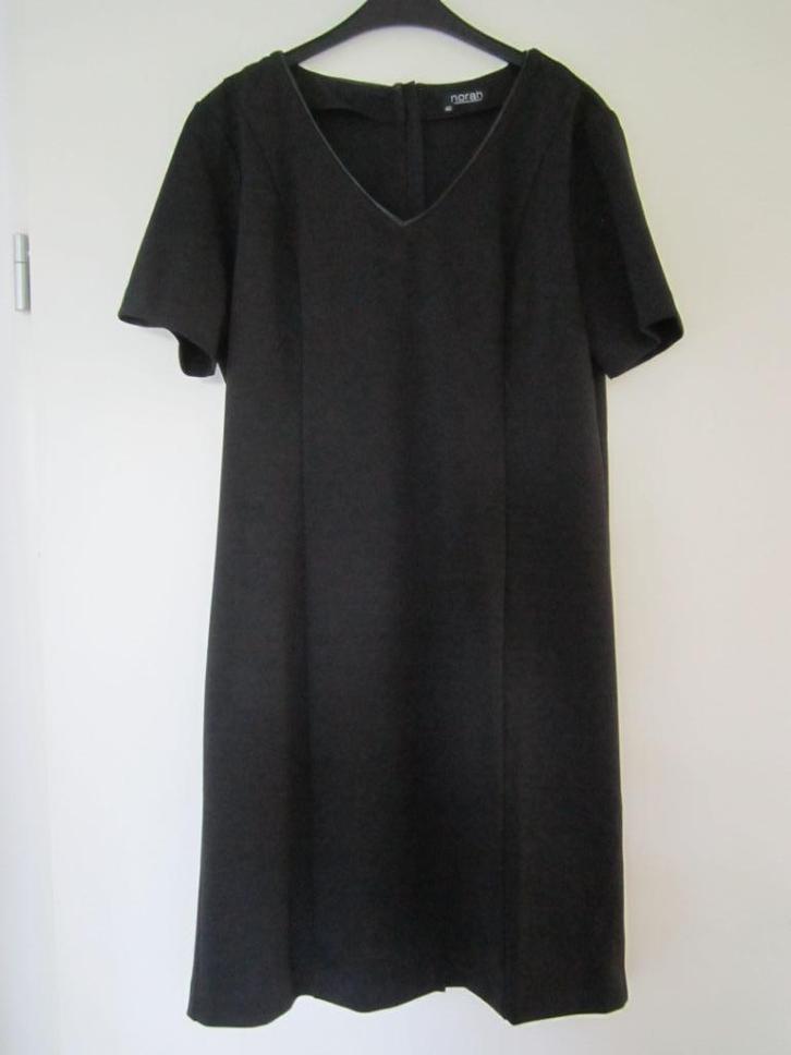 Zwart jurkje, maat 42, merk Norah, Kleding | Dames, Jurken, Zo goed als nieuw, Maat 42/44 (L), Zwart, Knielengte, Ophalen of Verzenden