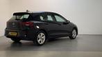 Volkswagen Golf 1.5 TSI Life Business Alcantara LED Virtual, Auto's, 65 €/maand, 4 cilinders, Met garantie (alle), Alcantara
