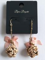 Bijou Brigitte roze rozen strikjes hang oorbellen, Sieraden, Tassen en Uiterlijk, Overige materialen, Hangers, Nieuw, Ophalen of Verzenden