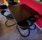 Zwarte eethoek - tafel + 4 stoelen, Huis en Inrichting, Tafels | Eettafels, Ophalen, Overige materialen, Gebruikt, 100 tot 150 cm