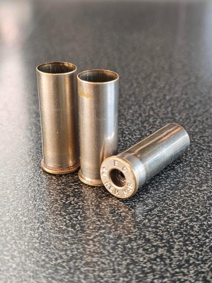 3 lege hulzen .44 Magnum zilverkleurig, Verzamelen, Militaria | Algemeen, Landmacht, Hulzen of Bodemvondsten, Nederland, Ophalen of Verzenden