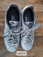 Nike sneakers maat 37.5, Ophalen of Verzenden, Zo goed als nieuw, Sneakers of Gympen