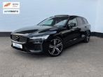 Volvo V60 T8 PHEV AWD R-Design PANO l TREKHAAK l PILOT ASSIS, Auto's, Automaat, Gebruikt, Zwart, 4 cilinders
