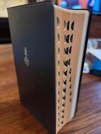 ZAKBIJBEL NBG EN LIEDBOEK 18/12cm DUIMGREPEN, KOKER. LINTEN, Ophalen of Verzenden, Zo goed als nieuw, Christendom | Protestants