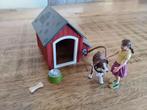 Schleich hondenhok met hond, meisje en accessoires, Ophalen of Verzenden, Zo goed als nieuw
