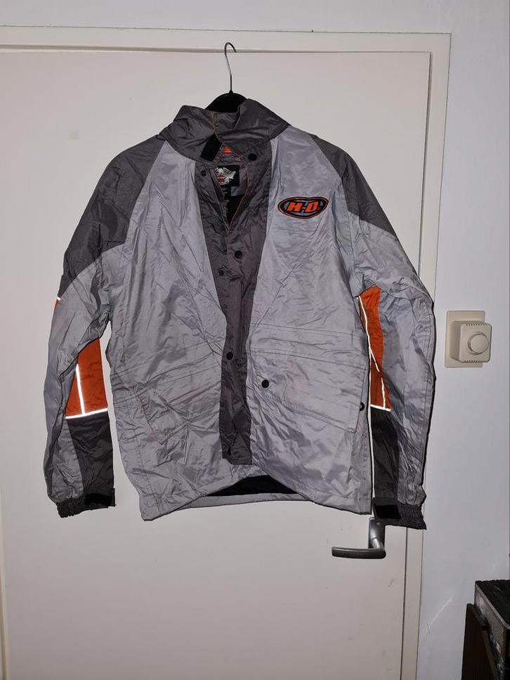Harley Davidson Regenpak - Maat S, Motoren, Kleding | Motorkleding, Broek | textiel, Dames, Heren, Nieuw zonder kaartje, Ophalen of Verzenden