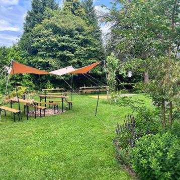 Sfeervolle tarp te huur beschikbaar voor biedingen