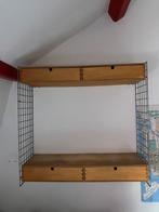 Superleuke wandkast van hout en ijzer met 4 keer een lade, Ophalen of Verzenden, Zo goed als nieuw