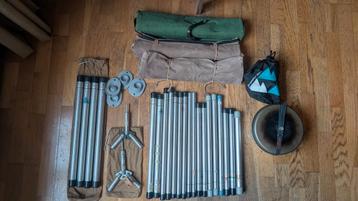 Kampeerspullen, stokken, branders, sitjes  beschikbaar voor biedingen