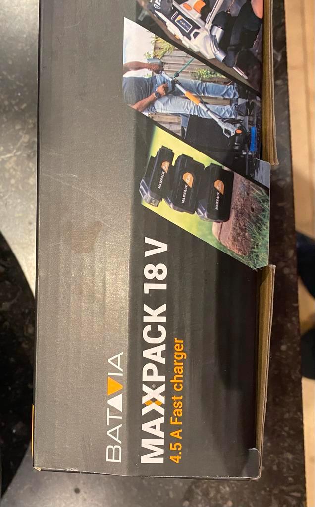 Batavia Onkruidverwijderaar - Accu, Tuin en Terras, Grastrimmers, Zo goed als nieuw, Accu, Minder dan 10 cm, Ophalen of Verzenden