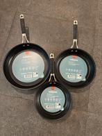 HEMA Milano Pannenset - 3 Pannen, Nieuw, Pannenset, Ophalen of Verzenden, Rvs