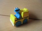 Sesamstraat Koekiemonster kunststof schoolbus 7,5cm, Ophalen of Verzenden, Gebruikt