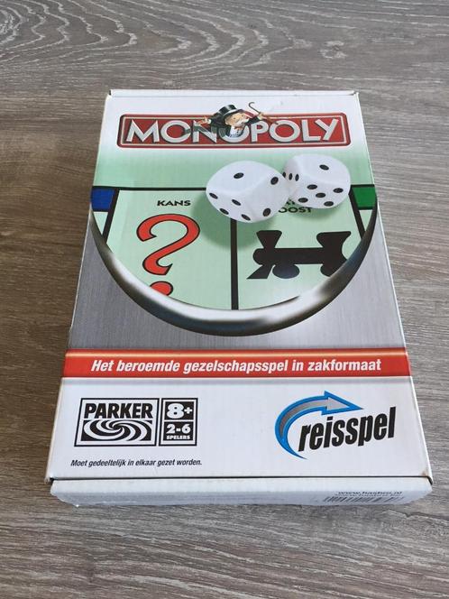 NIEUWE MONOPOLY in REIS editie PARKER vierkant SPEELBORD, Hobby en Vrije tijd, Gezelschapsspellen | Bordspellen, Nieuw, Een of twee spelers