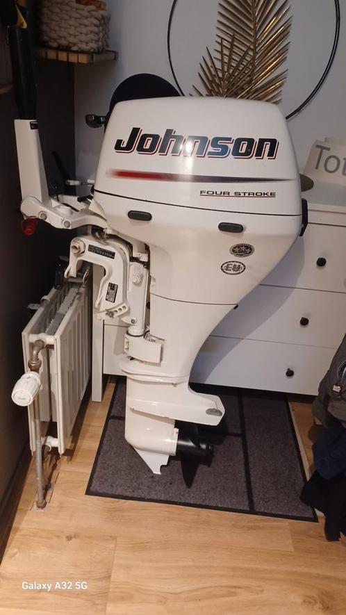 Johnson 9.9 pk 4 takt kortstaart.vaarklaar, Watersport en Boten, Buiten- en Binnenboordmotoren, Zo goed als nieuw, Benzine, Buitenboordmotor