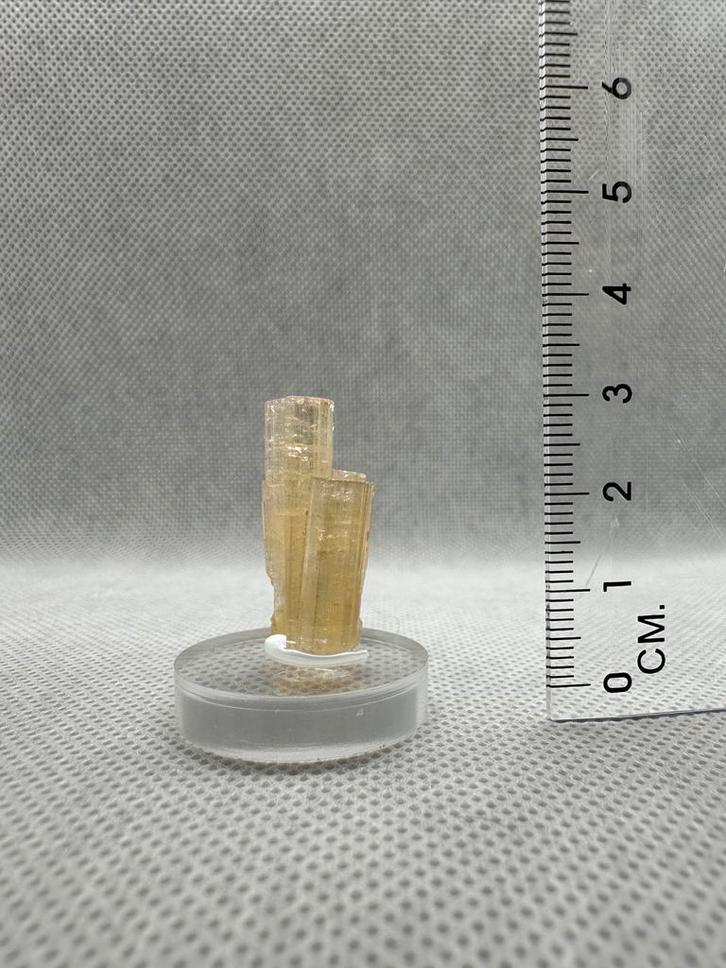 Gele toermalijn, Verzamelen, Mineralen en Fossielen, Mineraal, Ophalen of Verzenden