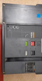 Holec circuit breaker M12N1, Ophalen, Zo goed als nieuw
