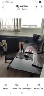 Bureau, Huis en Inrichting, Bureaus, Ophalen, In hoogte verstelbaar, Gebruikt