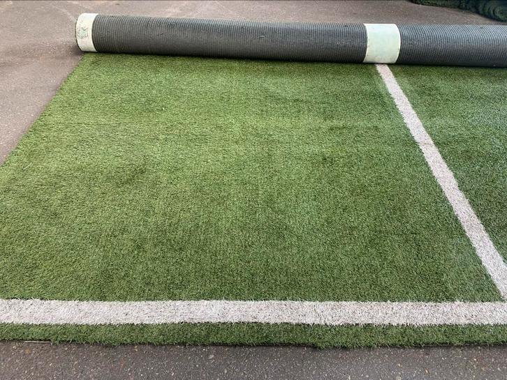 Gebruikt Kunstgras 40m2 (4m x 10m) €140,-, Tuin en Terras, Gras en Kunstgras, Zo goed als nieuw, Kunstgras, 20 m² of meer, Ophalen of Verzenden