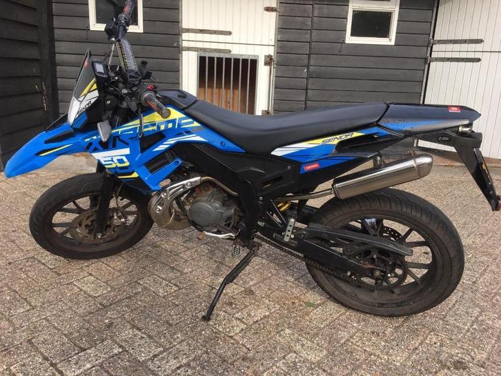 Derbi DRD SM 50 X-Treme, Fietsen en Brommers, Brommers | Derbi, Gebruikt, Maximaal 45 km/u, Ophalen
