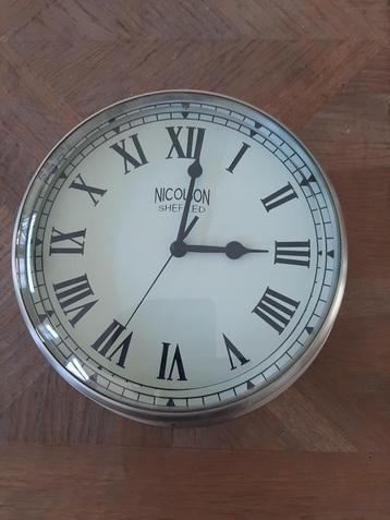 Wandklok ,  klok van Lifestyle . beschikbaar voor biedingen