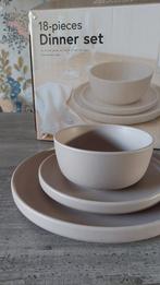 NIEUW Serviesset 18 delig Taupe, Ophalen, Keramiek, Nieuw, Bord(en)