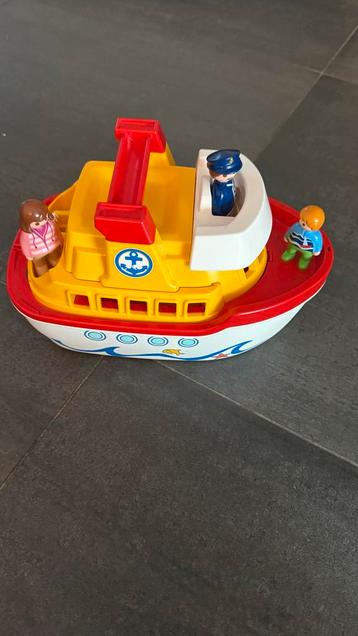 Speelgoedboot met poppetjes playmobiel beschikbaar voor biedingen