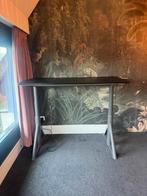 Elektrisch verstelbaar bureau - 140x70 cm, Ophalen, Elektrisch, Gebruikt, Stabureau