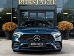 Mercedes A-klasse A180 Premium AMG|CAMERA|SFEERVERLICHTING, Auto's, Mercedes-Benz, 136 pk, Gebruikt, 4 cilinders, Lichtsensor