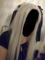 Zilver witte front lace pruik met wig cap, Ophalen of Verzenden, Zo goed als nieuw, Pruik of Haarverlenging