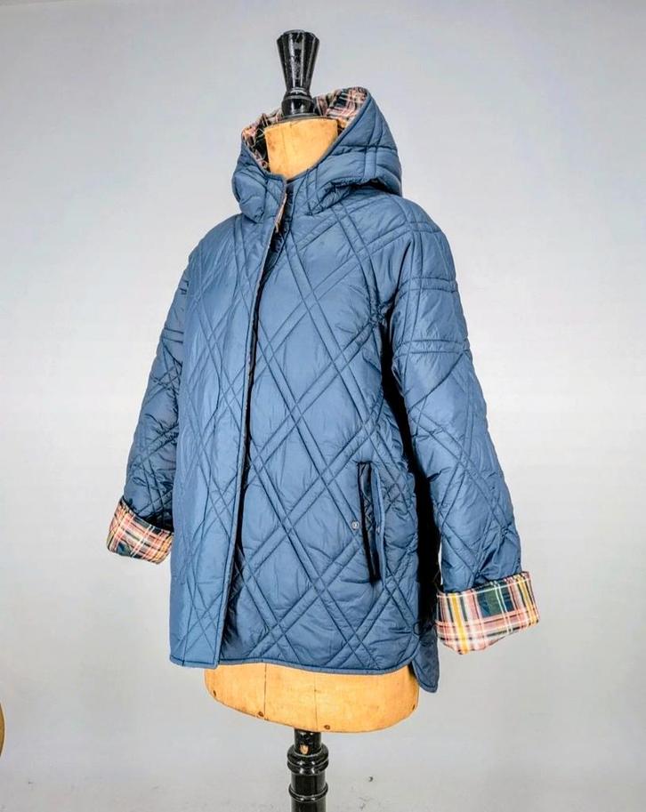 Gewatteerde reversibel jas met capuchon, Kleding | Dames, Jassen | Zomer, Zo goed als nieuw, Maat 42/44 (L), Blauw, Ophalen of Verzenden