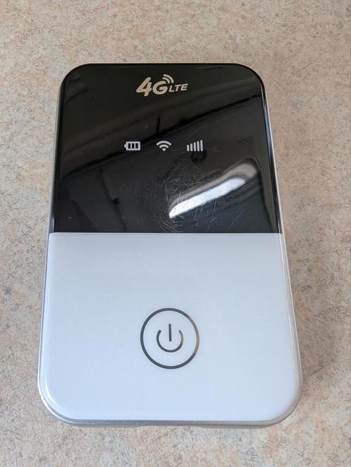 Wifi Buddy 4G LTE router, Computers en Software, Routers en Modems, Gebruikt, Ophalen of Verzenden