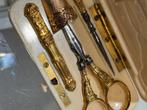 Naaidoosje 18 krt gouden schaar, vingerhoed antiek 1850, Ophalen of Verzenden, Goud, Overige typen