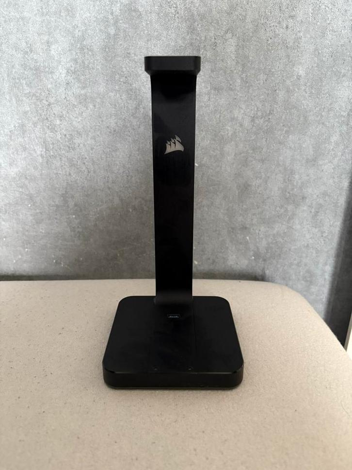 Corsair ST100 RGB Koptelefoonhouder, Computers en Software, Headsets, Zo goed als nieuw, Bedraad, Ophalen