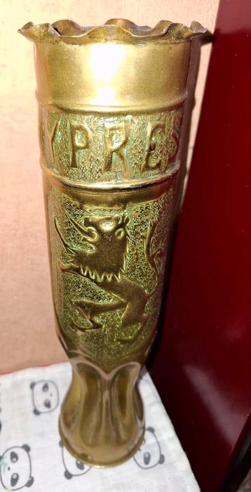 Trench Art Huls  beschikbaar voor biedingen