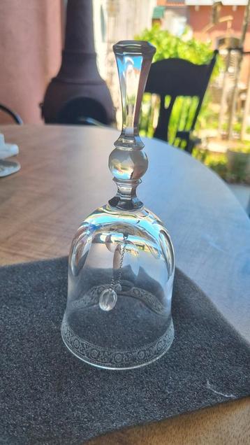Kristallen bel uit Praag!!! beschikbaar voor biedingen