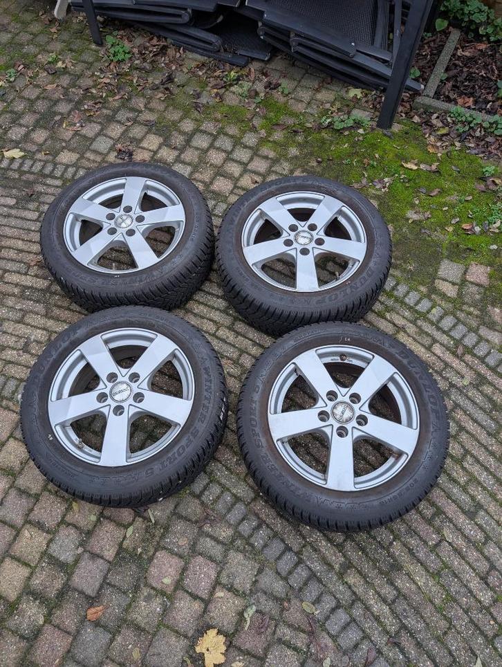Winterbanden op velg 205/55R16, Auto-onderdelen, Banden en Velgen, Banden en Velgen, Winterbanden, 16 inch, 205 mm, Personenwagen